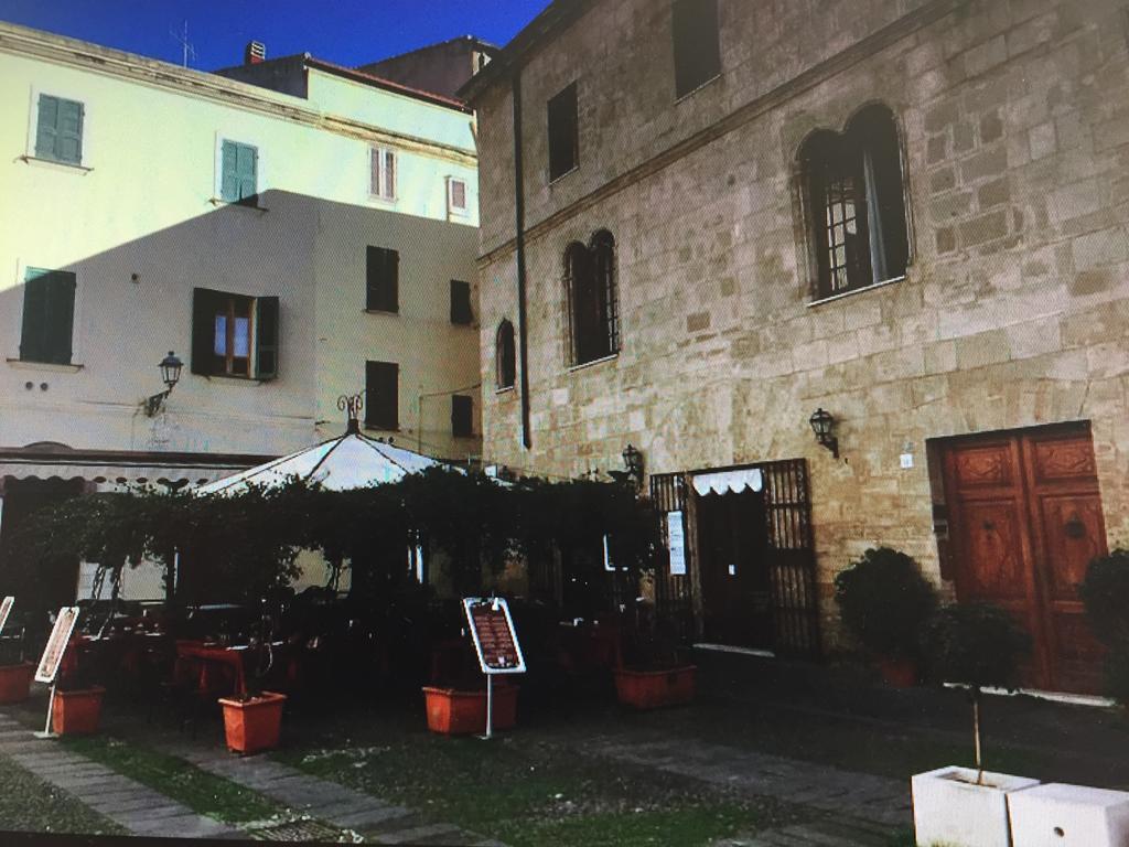 Cozy Apartment Mati Alghero Historic Center Exterior foto